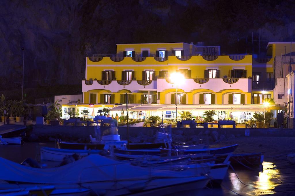 Hotel Conte - S. Angelo Bay Serrara Fontana Exterior photo